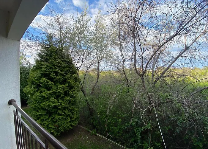 Rutland C8 Two Bedroom Апартамент