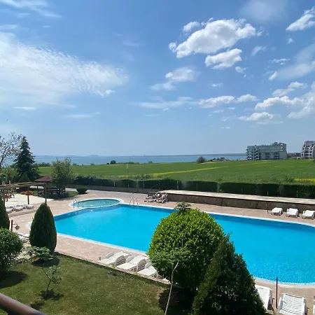 Rutland C8 Two Bedroom 아파트 *