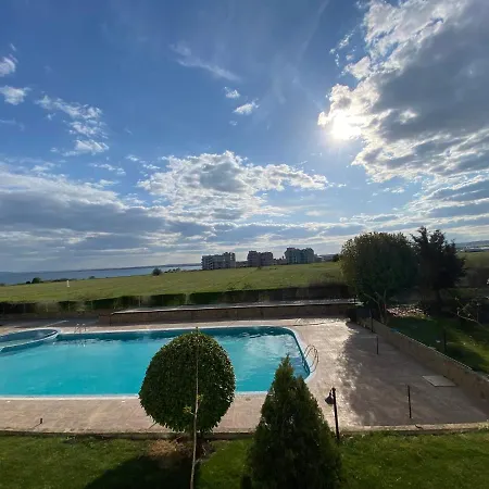 Rutland C8 Two Bedroom Apartament