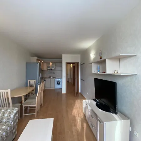 Rutland C8 Two Bedroom Apartment Rawda